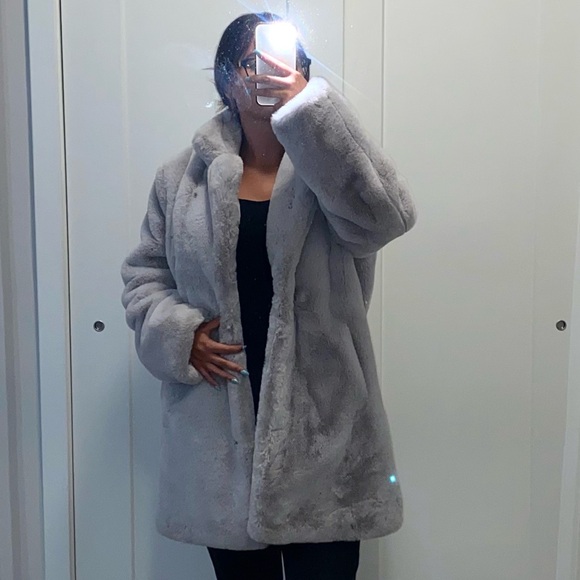 Authentic APPARIS coat - Picture 2 of 4